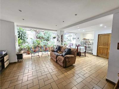 Casa de 4 alcobas en venta en Belen, Medellín, 323 m² · foto 5 de 18