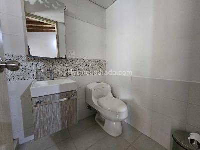Casa de 4 alcobas en venta en Belen, Medellín, 323 m² · foto 13 de 18