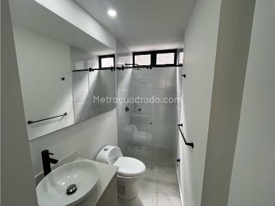 Apartamento de 2 alcobas en venta en El Escobero, Envigado, 113 m² · foto 6 de 18