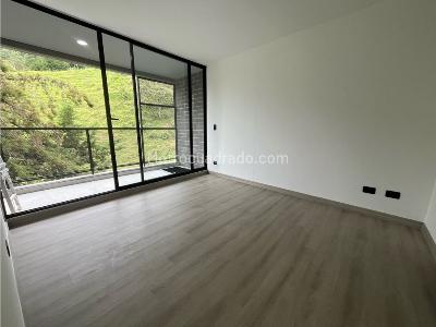 Apartamento de 2 alcobas en venta en El Escobero, Envigado, 113 m² · foto 7 de 18