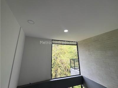 Apartamento de 2 alcobas en venta en El Escobero, Envigado, 113 m² · foto 11 de 18