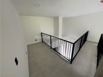 Apartamento de 2 alcobas en venta en El Escobero, Envigado, 113 m² · foto 13 de 18