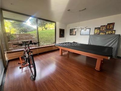 Casa de 4 alcobas en venta en Loma De San Jose, Sabaneta, 570 m² · foto 8 de 20