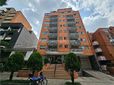 Apartamento de 3 alcobas en venta en Laureles, Medellín, 111 m² · foto 7 de 16