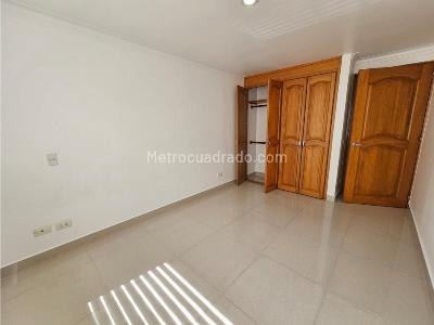 Apartamento de 3 alcobas en venta en Laureles, Medellín, 111 m² · foto 15 de 16