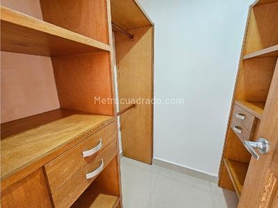 Apartamento de 3 alcobas en venta en Laureles, Medellín, 111 m² · foto 16 de 16