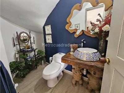 Casa de 5 alcobas en venta en El Escobero, Envigado, 245 m² · foto 4 de 20