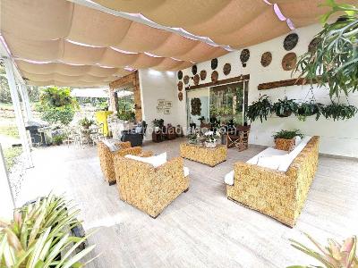 Casa de 5 alcobas en venta en El Escobero, Envigado, 245 m² · foto 10 de 20
