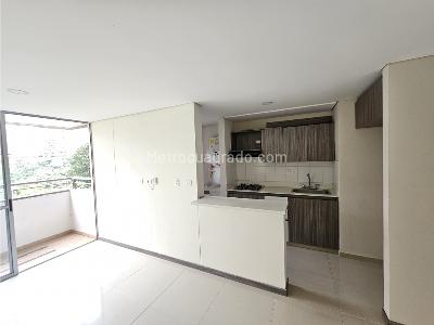 Apartamento en venta en Ditaires, Itagüí · foto 3 de 20