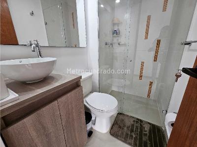 Apartamento en venta en Las Villas, Itagüí · foto 9 de 20