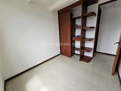 Apartamento en venta en Las Villas, Itagüí · foto 13 de 20
