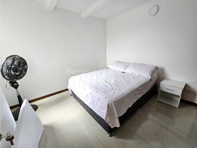 Apartamento en venta en Las Villas, Itagüí · foto 14 de 20