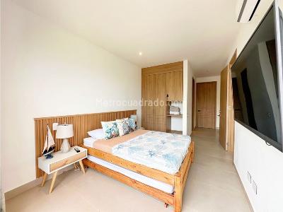 Apartamento de 2 alcobas en venta en Bahia Kristal, Cartagena, 83 m² · foto 6 de 14