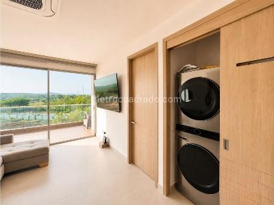 Apartamento de 2 alcobas en venta en Bahia Kristal, Cartagena, 80 m² · foto 5 de 17