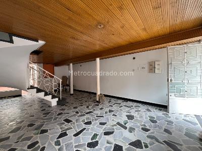 Casa en venta en San Jose Sur, Bogotá · foto 4 de 9