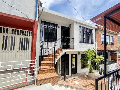Casa de 5 alcobas en venta en Los Constructores, Pereira, 138 m² · foto 2 de 19