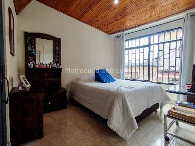 Casa de 5 alcobas en venta en Los Constructores, Pereira, 138 m² · foto 4 de 19