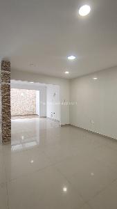 Casa de 4 alcobas en venta en Lagos Del Cacique, Bucaramanga, 210 m² · foto 3 de 17