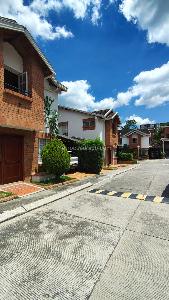 Casa de 4 alcobas en venta en Cañaveral, Floridablanca, 310 m² · foto 12 de 12