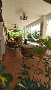 Casa de 4 alcobas en venta en Cañaveral, Floridablanca, 310 m² · foto 3 de 12