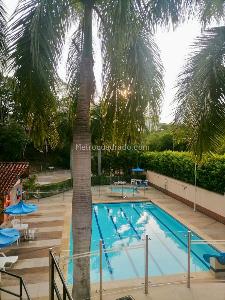 Casa de 3 alcobas en venta en Cañaveral, Floridablanca, 280 m² · foto 2 de 9