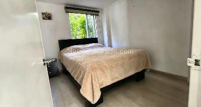 Apartamento de 3 alcobas en venta en Conjunto Residencial Multifamiliar Colon, Bogotá, 81 m² · foto 7 de 16