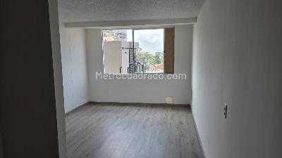 Apartaestudio en venta en Usatama, Bogotá, 26 m² · foto 3 de 7
