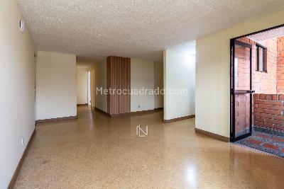 Apartamento en venta en Belen San Bernardo, Medellín · foto 2 de 17