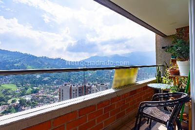 Apartamento de 3 alcobas en venta en Las Lomitas, Sabaneta, 76 m² · foto 16 de 17