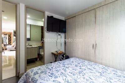 Apartamento de 3 alcobas en venta en Las Lomitas, Sabaneta, 76 m² · foto 11 de 17