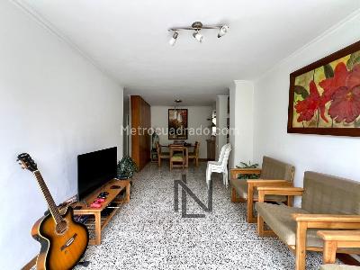 Apartamento de 3 alcobas en venta en La Frontera, Envigado, 86 m² · foto 3 de 17