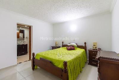 Casa de 4 alcobas en venta en Loma De Los Mesa, Envigado, 151 m² · foto 11 de 20