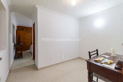 Casa de 4 alcobas en venta en Loma De Los Mesa, Envigado, 151 m² · foto 18 de 20