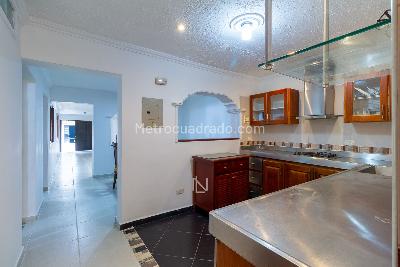 Casa de 4 alcobas en venta en Loma De Los Mesa, Envigado, 151 m² · foto 6 de 20