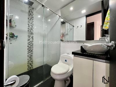 Apartamento de 3 alcobas en venta en Loma De Los Balsos, Medellín, 130 m² · foto 17 de 20