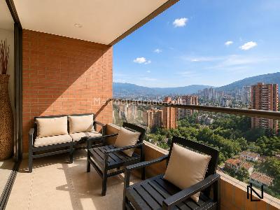 Apartamento de 3 alcobas en venta en Loma De Los Balsos, Medellín, 130 m² · foto 5 de 20