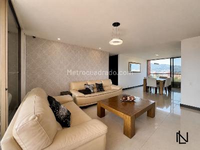 Apartamento de 3 alcobas en venta en Loma De Los Balsos, Medellín, 130 m² · foto 3 de 20