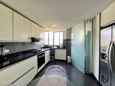 Apartamento de 3 alcobas en venta en Loma De Los Balsos, Medellín, 130 m² · foto 8 de 20
