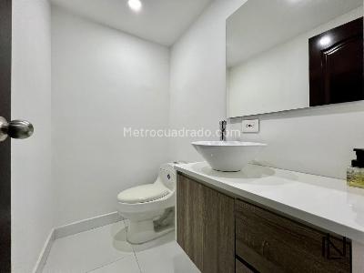 Apartamento de 4 alcobas en venta en San Lucas, Medellín, 198 m² · foto 18 de 20