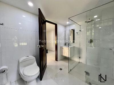 Apartamento de 4 alcobas en venta en San Lucas, Medellín, 198 m² · foto 15 de 20