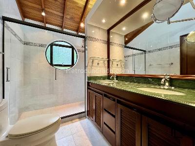 Casa de 4 alcobas en venta en Los Balsos No 2, Medellín, 217 m² · foto 14 de 20