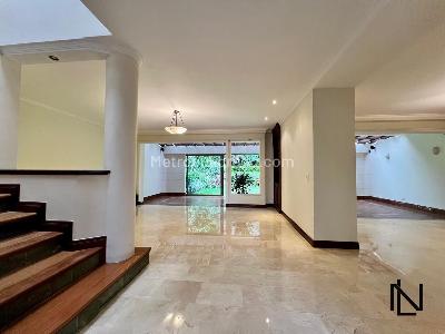 Casa de 4 alcobas en venta en Los Balsos No 2, Medellín, 217 m² · foto 5 de 20