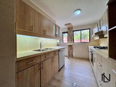 Casa de 4 alcobas en venta en Los Balsos No 2, Medellín, 217 m² · foto 8 de 20