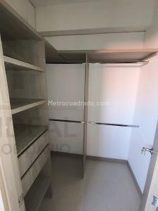 Apartamento de 2 alcobas en venta en San Nicolas, Rionegro, 68 m² · foto 12 de 18