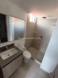 Apartamento de 2 alcobas en venta en San Nicolas, Rionegro, 68 m² · foto 14 de 18