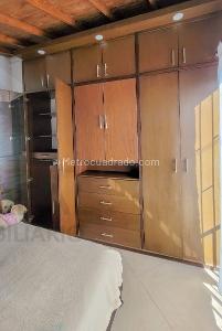 Casa de 3 alcobas en venta en Sector El Estadio, Medellín, 102 m² · foto 12 de 16