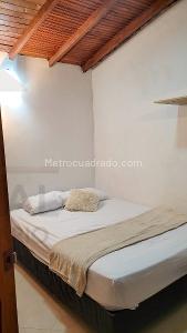 Casa de 3 alcobas en venta en Sector El Estadio, Medellín, 102 m² · foto 16 de 16