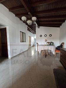 Casa de 3 alcobas en venta en Sector El Estadio, Medellín, 102 m² · foto 9 de 16