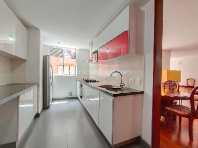 Apartamento en venta en Santa Barbara Central, Bogotá · foto 9 de 15
