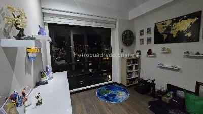 Apartamento de 3 alcobas en venta en Cedritos Central, Bogotá, 200 m² · foto 12 de 20